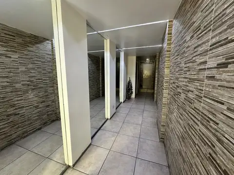 Marcelo T de Alvear 2000, Piso 5