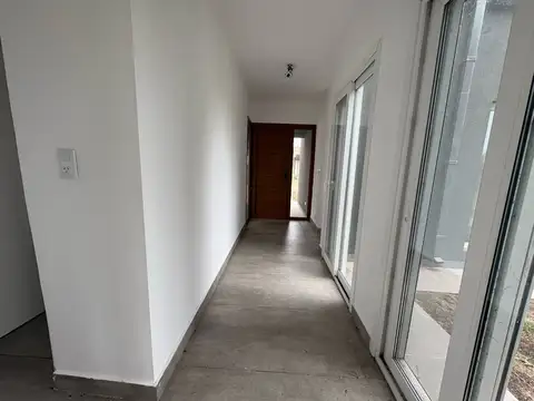 Casa en Alquiler al Oeste