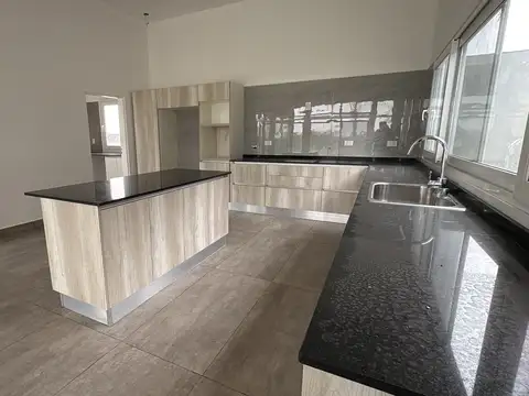 Casa en Alquiler A Estrenar