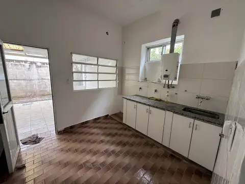 Depto Tipo Casa 3 ambientes con 1 baño