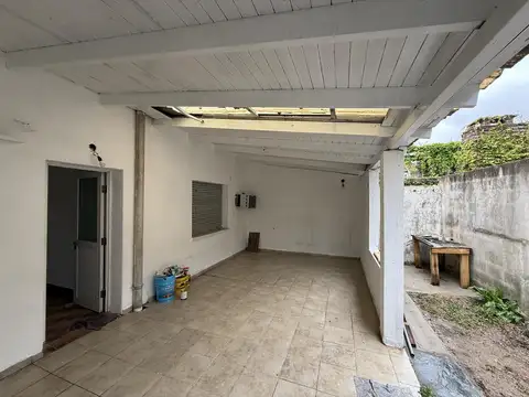 Depto Tipo Casa en Alquiler de 2 dormitorios