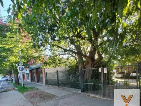 Casa en venta - 3 Dormitorios 1 Baño - Berazategui