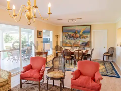 Departamento en Venta con 6 cocheras