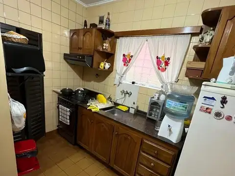 Casa en Venta con 5 cocheras