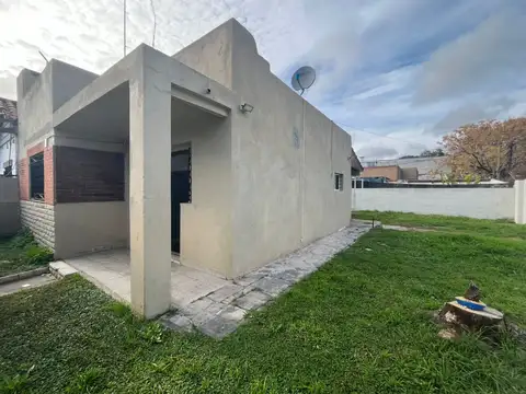 Casa en Alquiler en Villa Ballester, $ 1.000.000