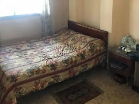 Depto Tipo Casa en Venta en Morón, USD 82.000