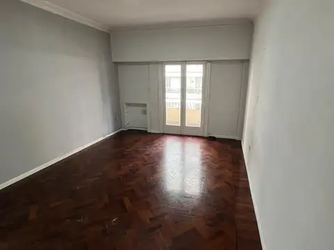 Recoleta - Peña y Junin - 2 Dorm c/ Dependencia Muy Luminoso