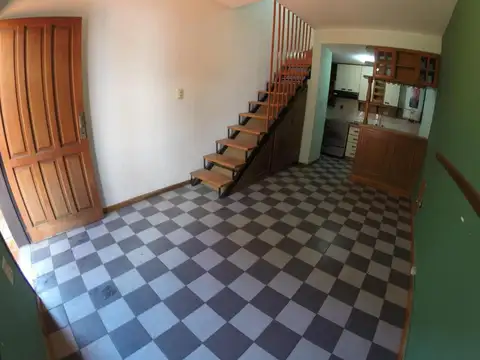 VENTA-Duplex de 3 Amb en complejo-Ciudadela