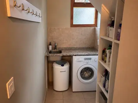 Depto Tipo Casa en Venta en Centro, USD 230.000