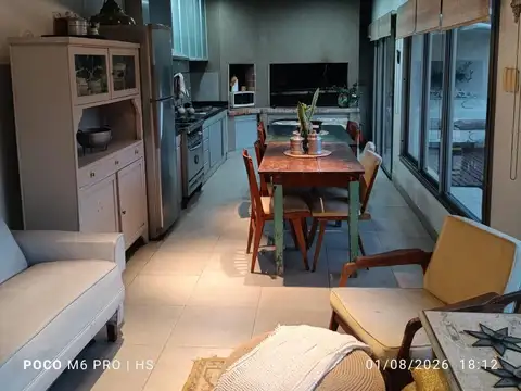 Casa 5 ambientes con 5 baños