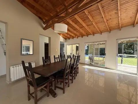 Casa en Alquiler al Oeste