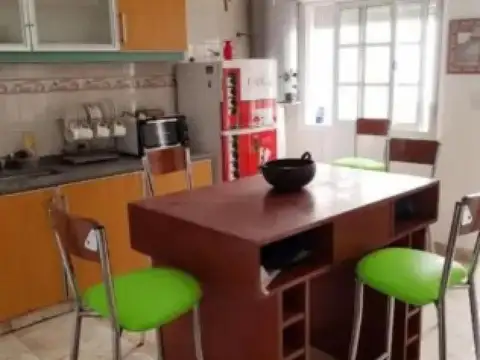 PH en alquiler - 2 Dormitorios 1 Baño - San Telmo