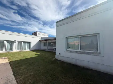 Casa en Venta en Fincas de San Vicente, USD 250.000