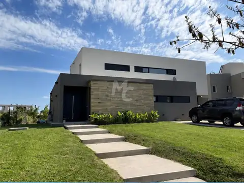 Casa en venta en Canton Islas