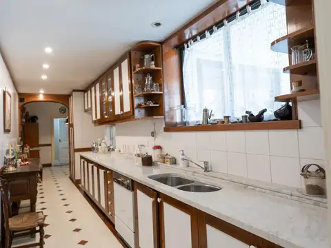 Departamento 5 ambientes con 3 baños