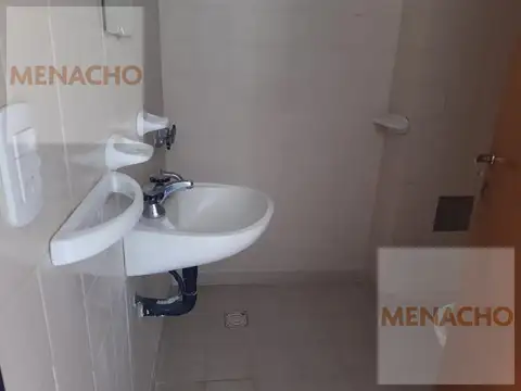 Departamento en Alquiler en Los Hornos, $ 480.000