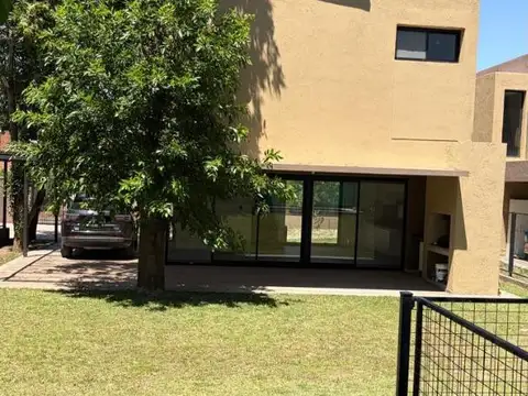 Casa en Venta en Villa Warcalde, USD 280.000