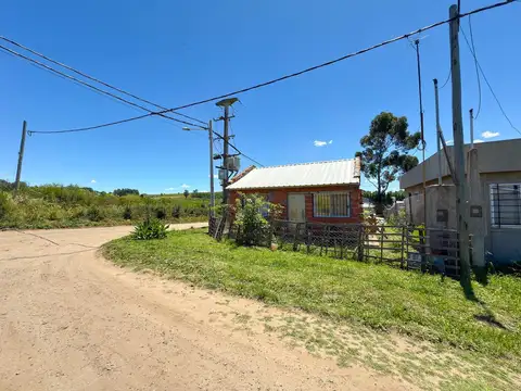 VENTA CASA PREFABRICADA EN BARRIO SMATA