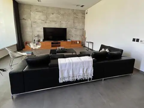 Casa en Venta en Bella Vista, USD 900.000