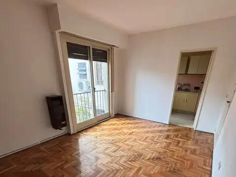 Avenida Maipú 800, Piso 2
