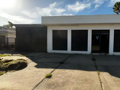 Local en venta Oliveros 