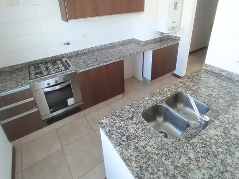Departamento en Alquiler con 1 cocheras
