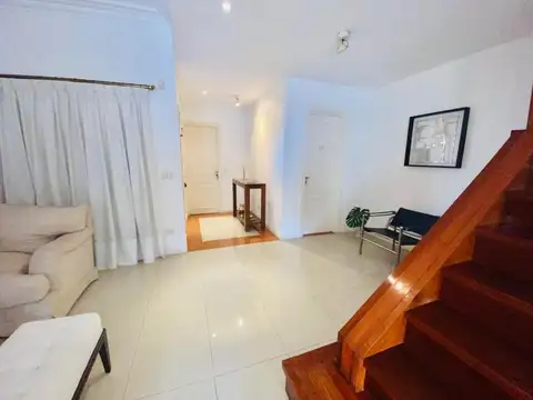 Casa 6 ambientes con 3 baños