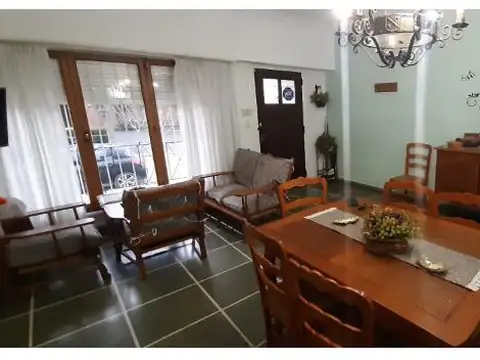 Casa en Alquiler Temporal con 1 cochera