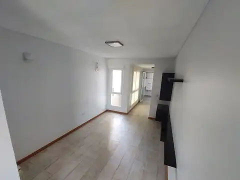 Departamento en Alquiler en General Roca, $ 1.400.000