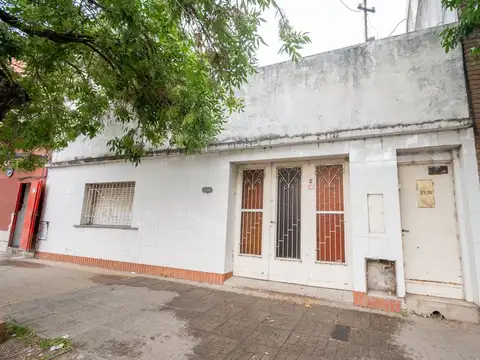 CASA MAS DEPARTAMENTO INTERNO A REFACCION