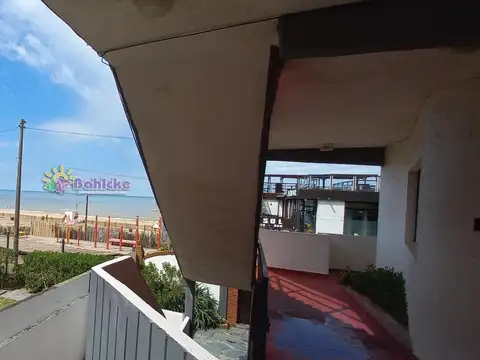 Avenida 1 462 , Piso 1