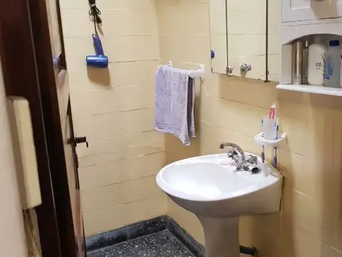 Depto Tipo Casa 2 ambientes con 1 baño