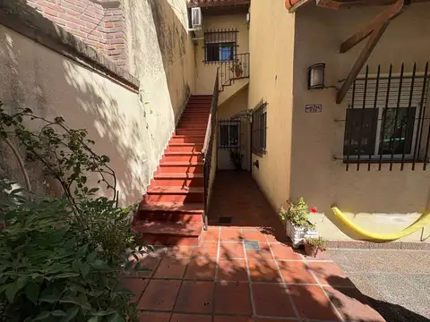 Depto Tipo Casa en Venta de 12 ambientes