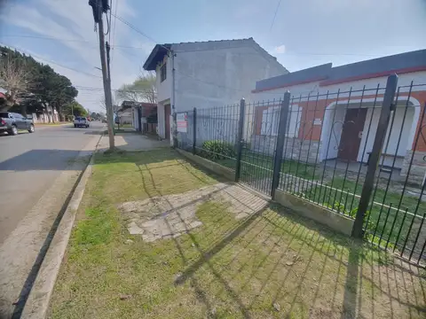 Casa 3 amb. - Lote Propio de 10 x 30