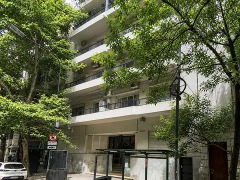 Avenida General Las Heras 1900, Piso 1