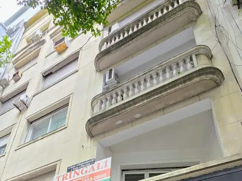 DEPARTAMENTO DE 4 AMBIENTES CON DEPENDENCIA COMPLETA -PATIO