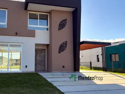 CASA A ESTRENAR EN BARRIO SAN FELIPE