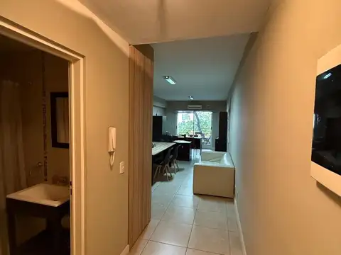 Membrillar 100, Piso 1