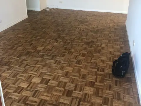 Av Maipu 1700 , Piso 17