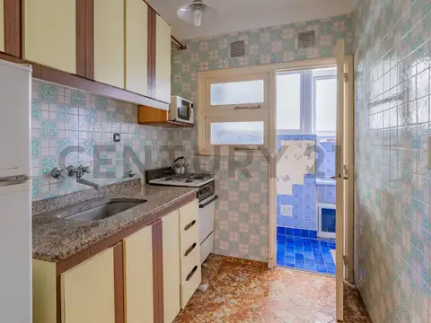 VENTA DEPARTAMENTO AL FRENTE CON BALCON 3 AMBIENTES MAS DEPENDENCIA