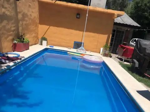 Excelente Casa con Pileta