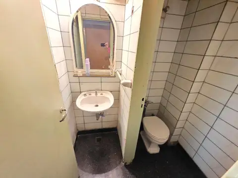 Sarmiento 1100, Piso 2