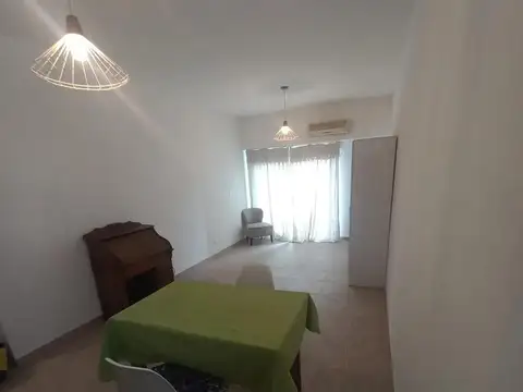 Humboldt 2400, Piso 6