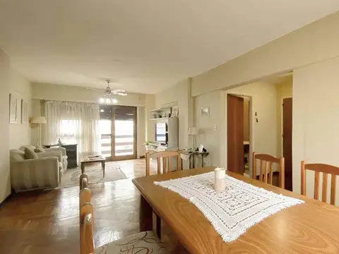 VENTA DEPARTAMENTO 3 AMB CON DEPENDENCIA Y COCHERA