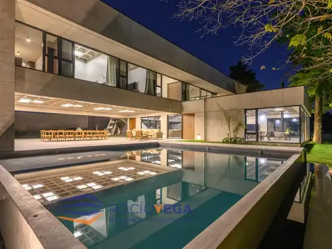 Casa en Venta en San Diego Country Club  Moreno