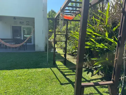 Casa en Alquiler Temporal en Santa Barbara, USD 4.500
