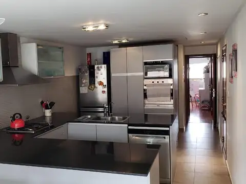 Departamento 4 ambientes con 4 baños