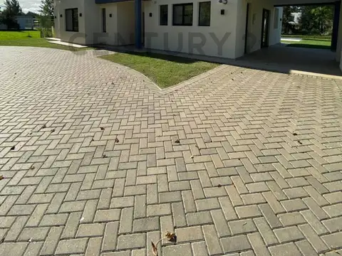 Casa en Venta en Club Miralagos, USD 210.000