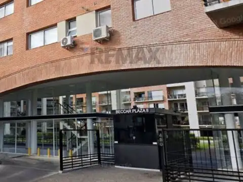 Venta Cochera cubierta Béccar Plaza II