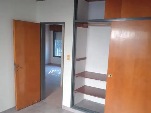 Departamento en Alquiler en Villa Celina, $ 750.000
